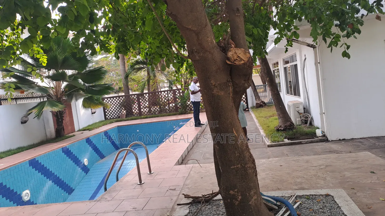 4bdrm House in Dzorwulu for rent