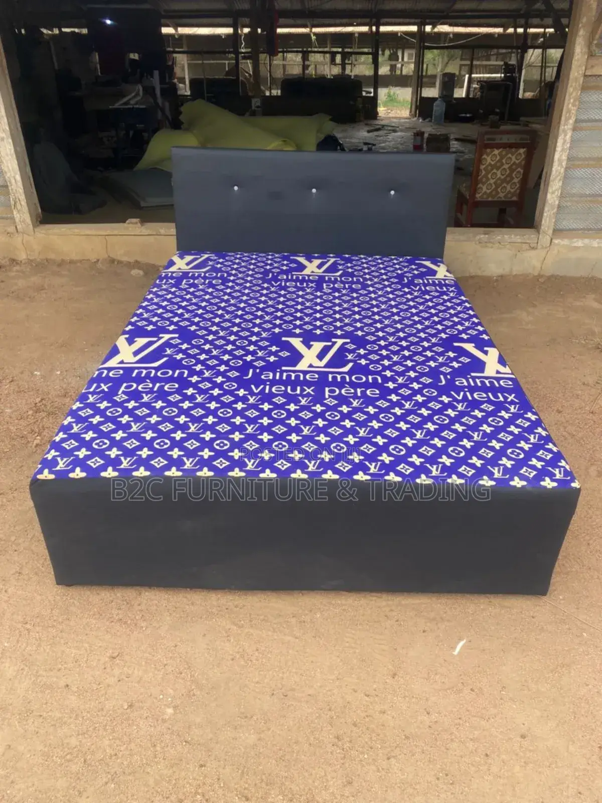 Inbuilt Double Bed