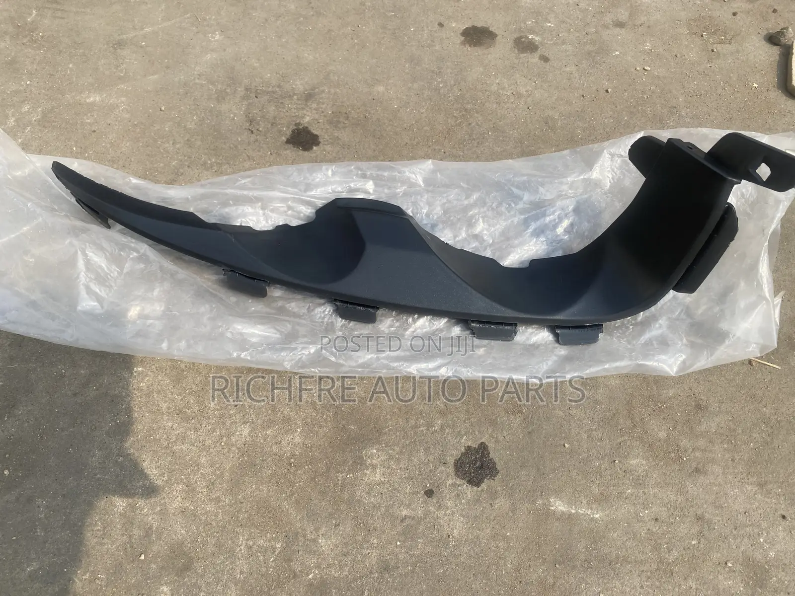 Chevrolet Sonic 2012 Headlight Seat