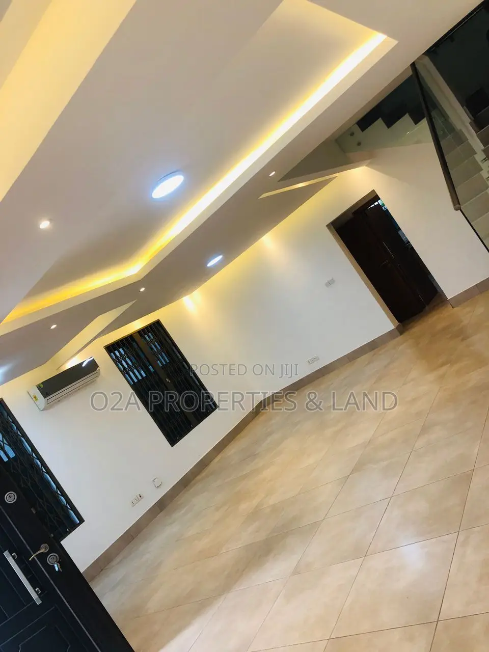 3bdrm Townhouse / Terrace in Dzorwulu for rent