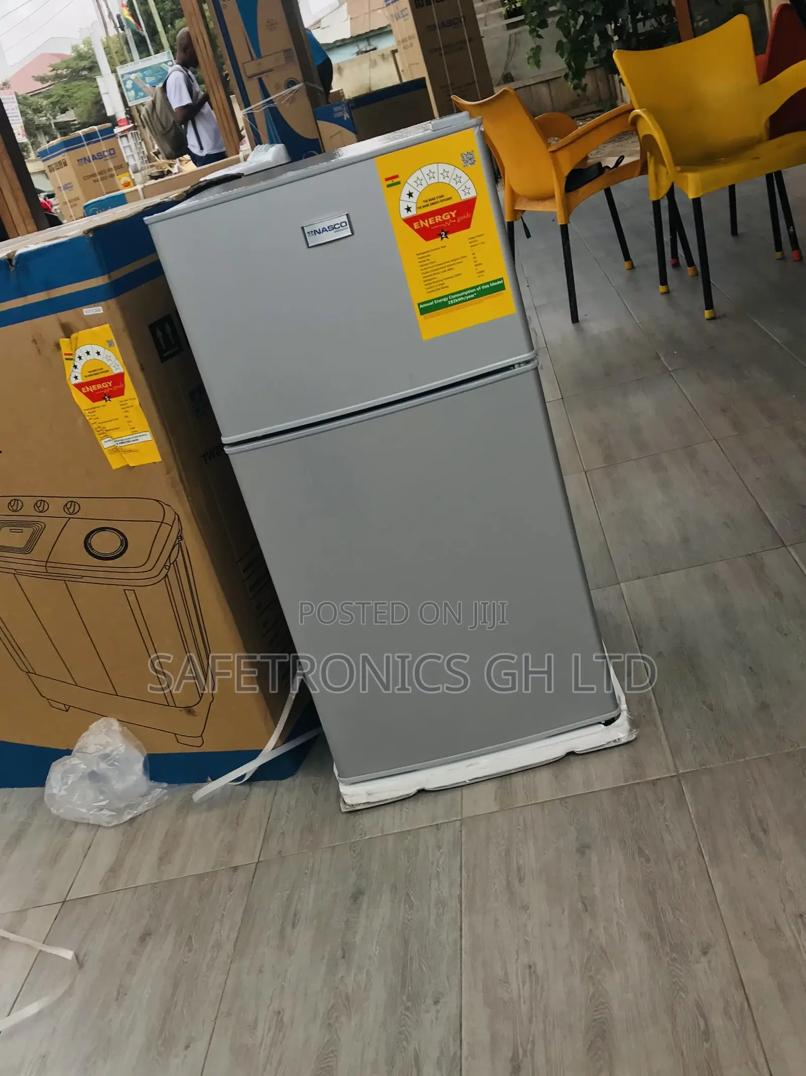 New Elegant 95 Liters Top Mount Doubledoor Nasco Fridge