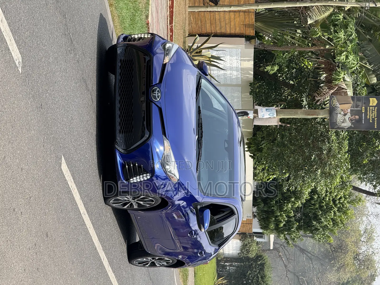 Toyota Corolla SE 4dr Sedan (1.8L 4cyl CVT) 2017 Blue