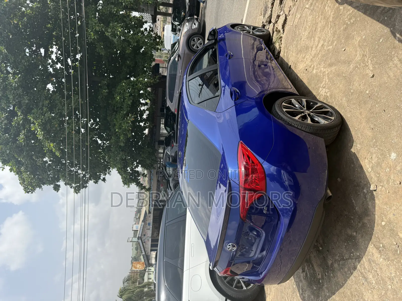 Toyota Corolla SE 4dr Sedan (1.8L 4cyl CVT) 2017 Blue