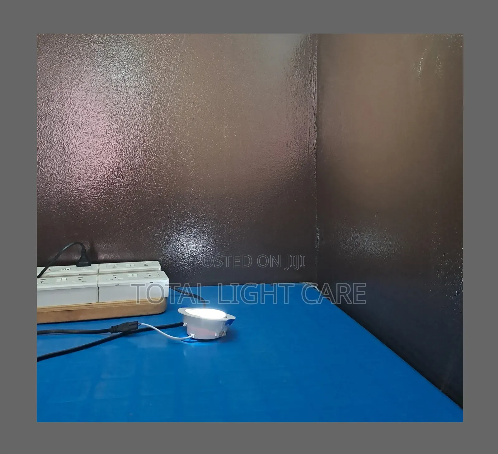 9w Warm and White Led Spot Ceiling Light