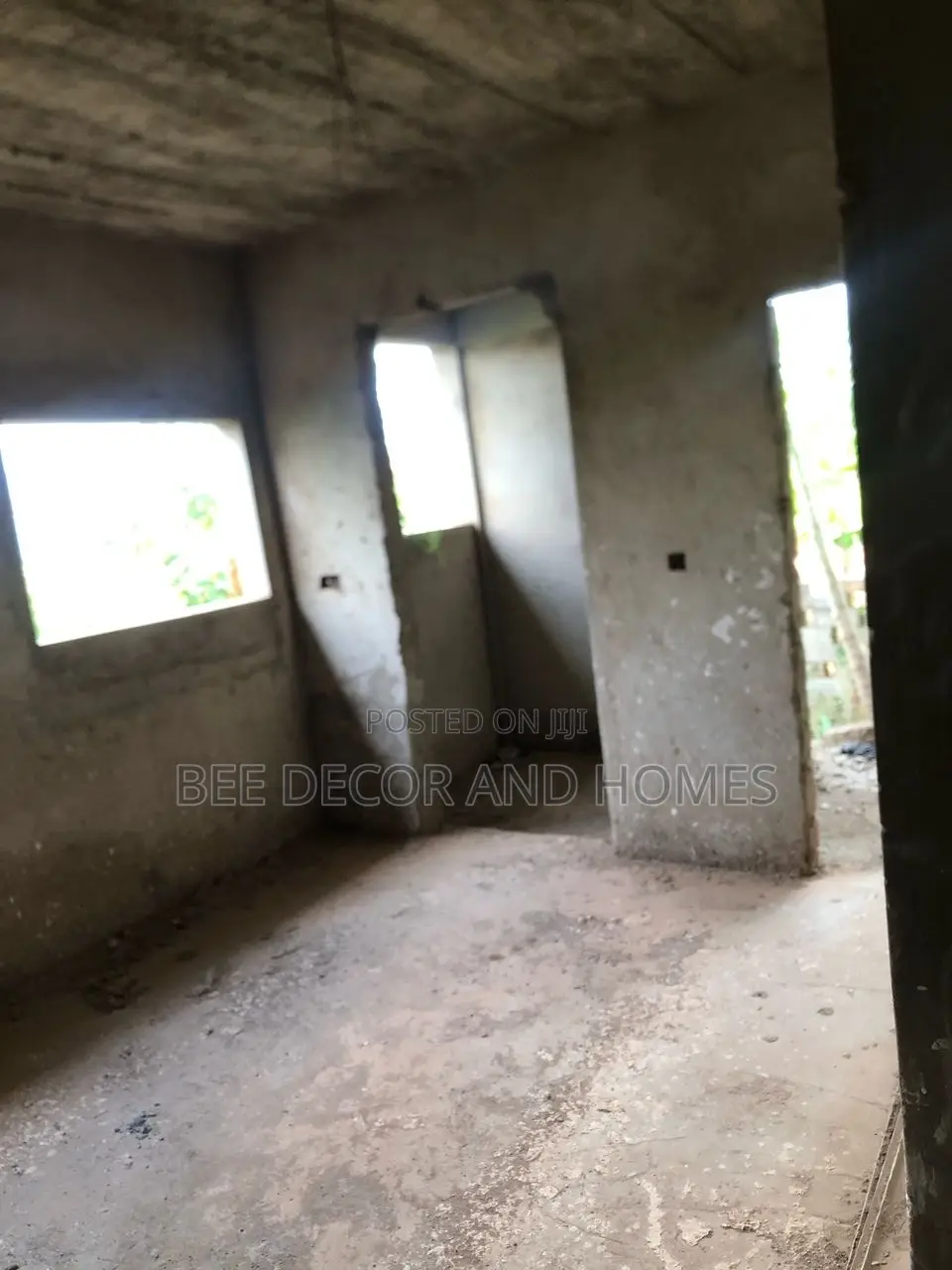 5bdrm House in Bee Decor & Homes, Oyarifa for sale