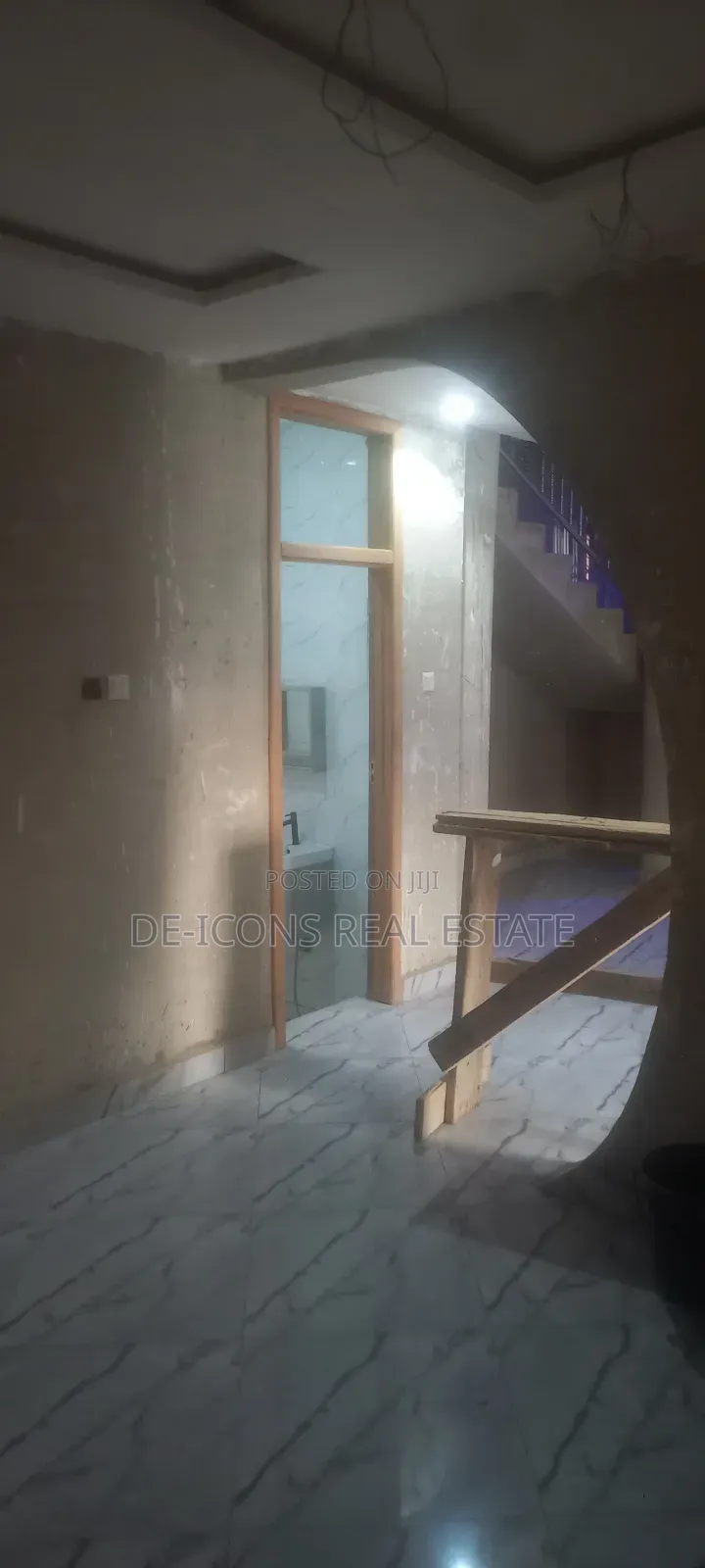 2bdrm Duplex in De-Icons Real, Awutu Senya East Municipal for rent