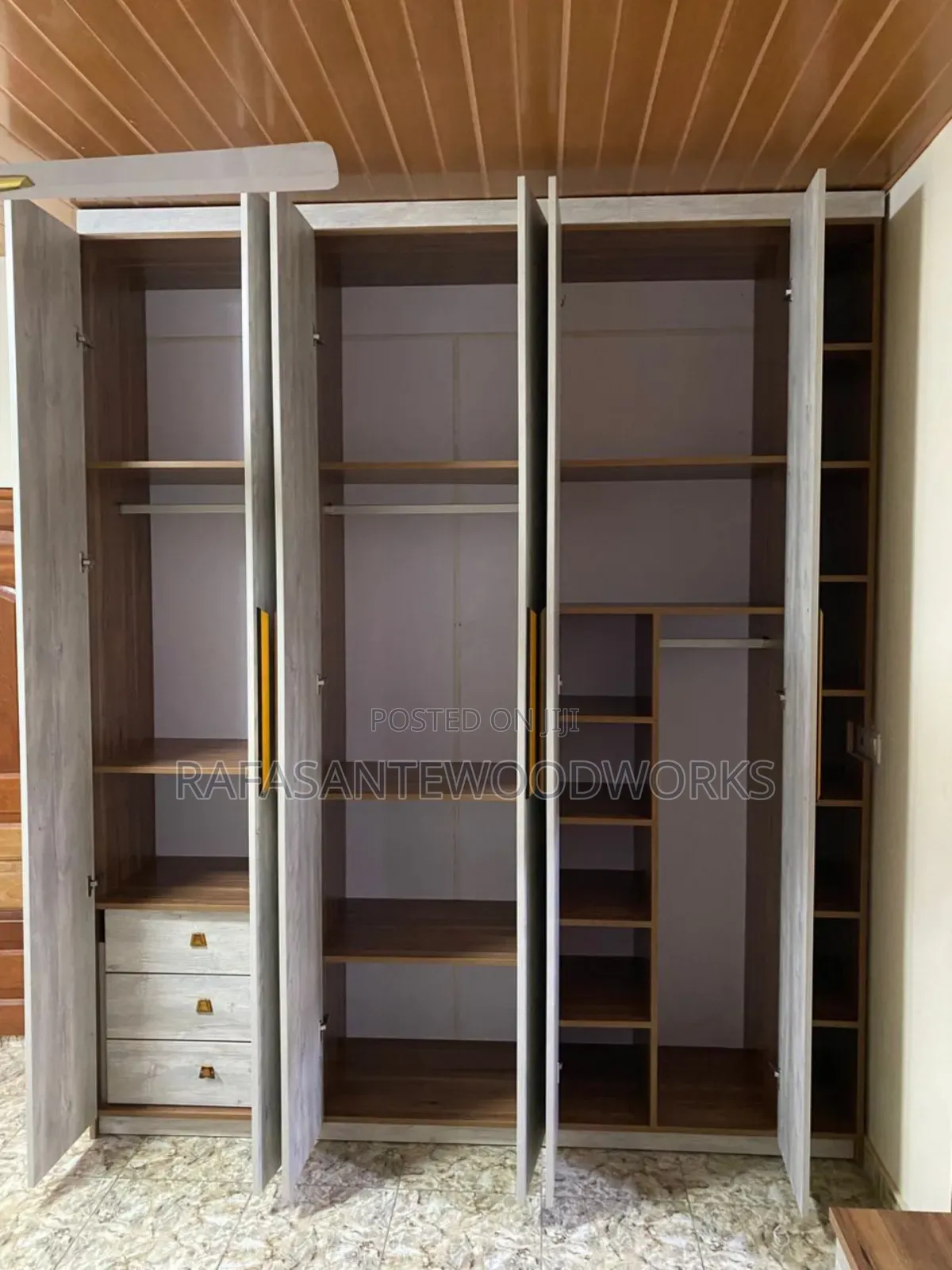 Rafasantewoodworks Wardrobes MDF or Laminated Plywood