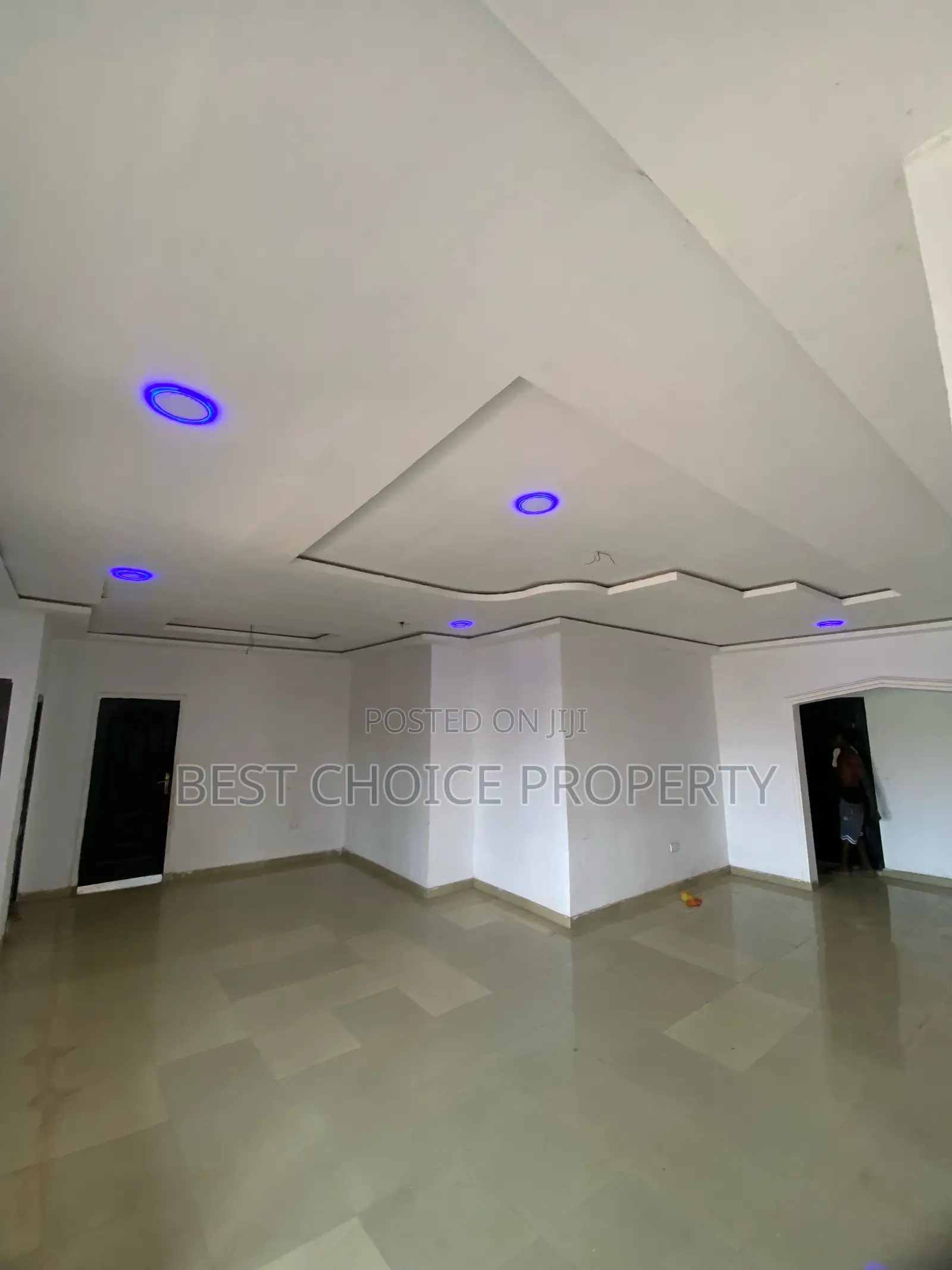 3bdrm Apartment in Lakeside Community 8 for rent