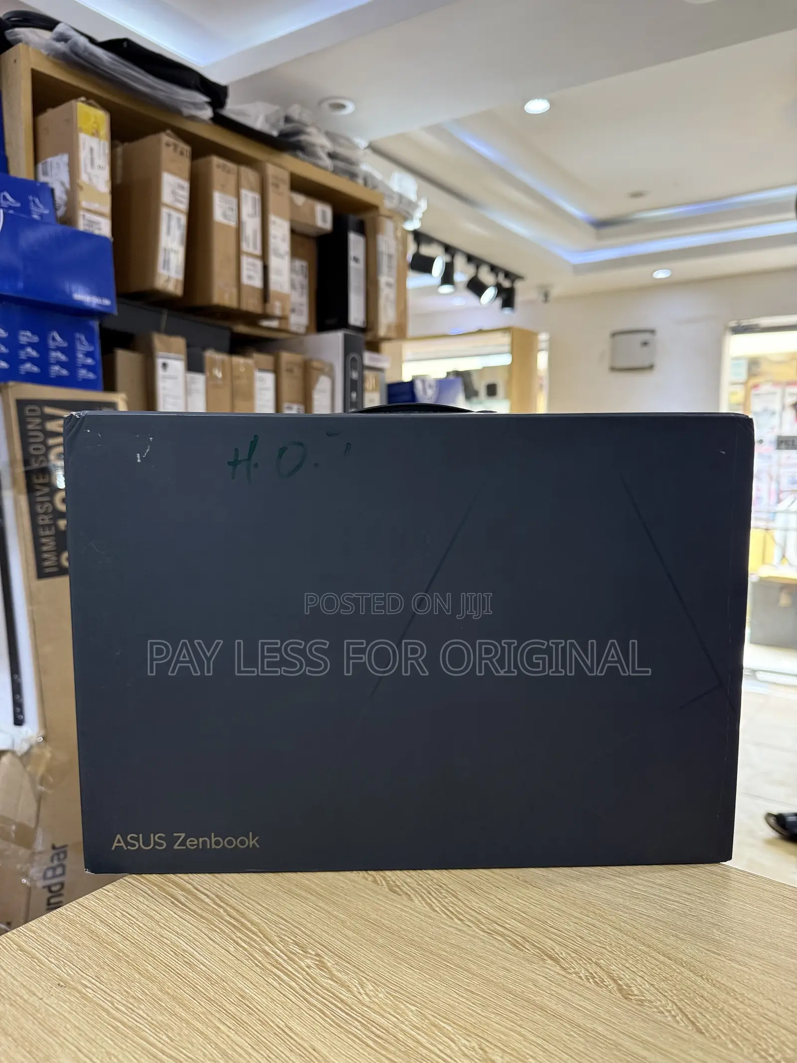 New Laptop Asus Zenbook Flip 13 UX363 8GB Intel Core I5 SSD 512GB
