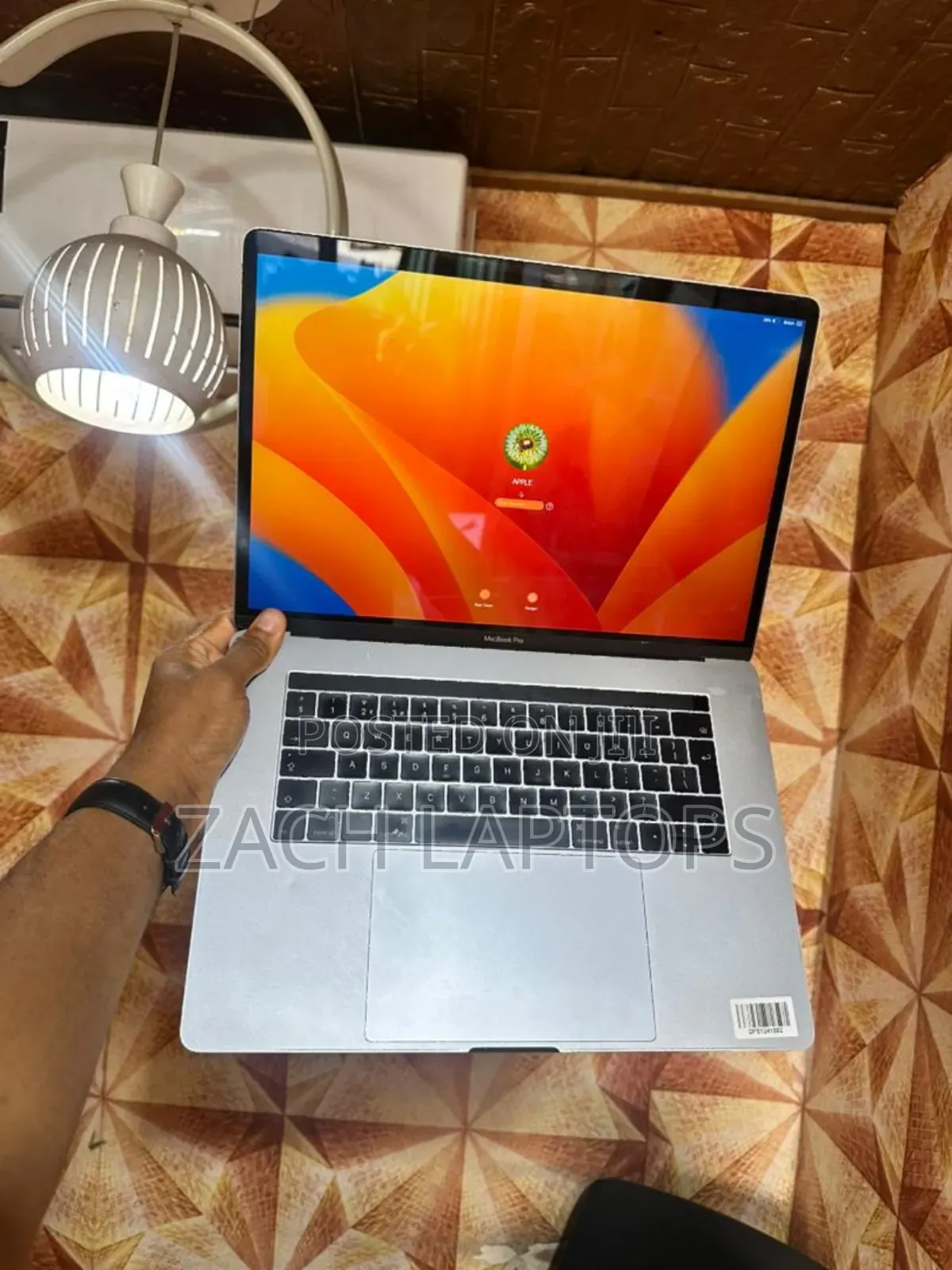 Laptop Apple MacBook 2017 16GB Intel Core I7 SSD 512GB