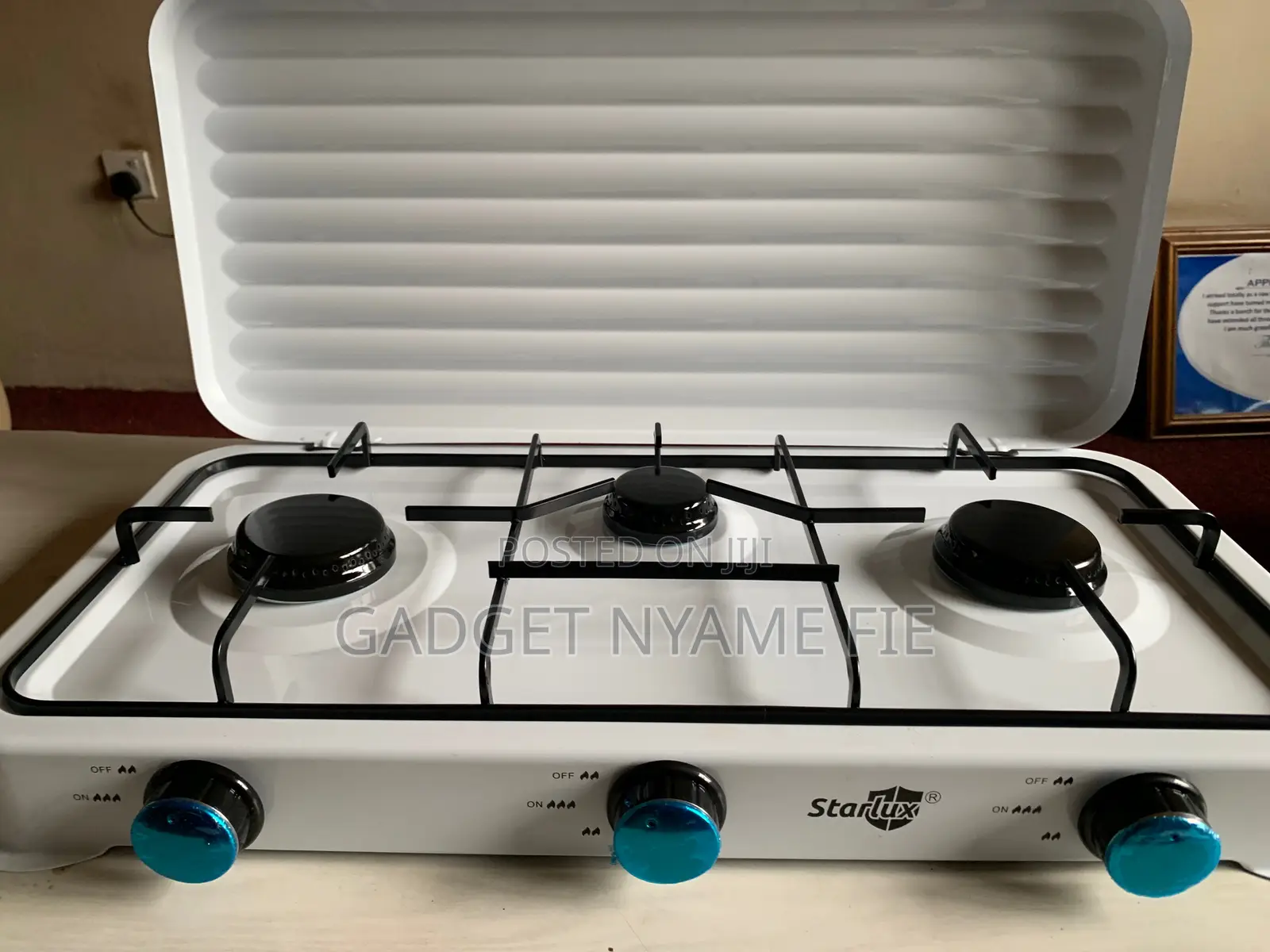 Starlux Gas Stove - 3 Burners