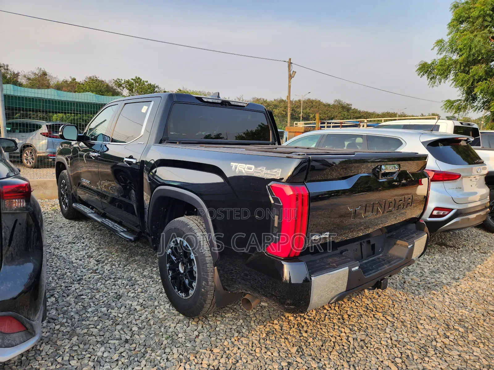Toyota Tundra Limited CrewMax 5.5' Bed 2023 Black