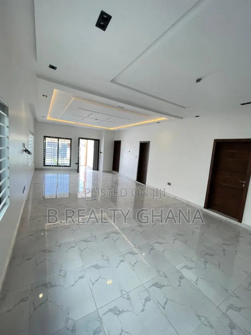 3bdrm House in Lakeside Estate, Ashaley Botwe for sale