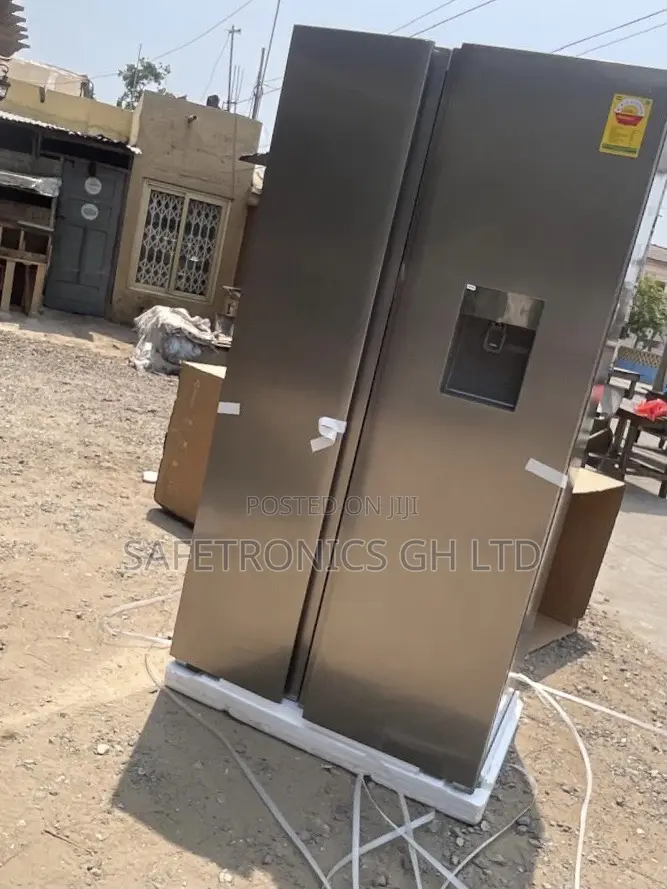 Lockable TCL Doubledoor Sidebyside Gray Fridge