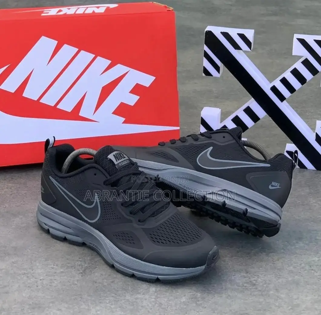 Nike Air Max Unisex Sneaker Black/White