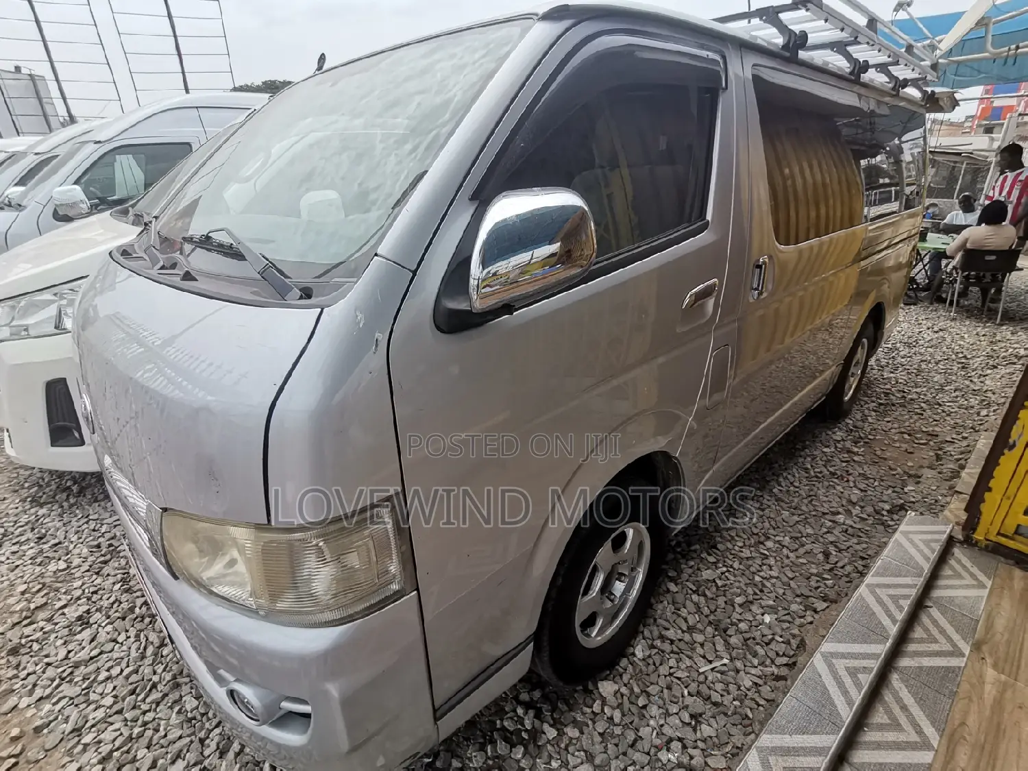 Toyota HiAce 2015 Silver