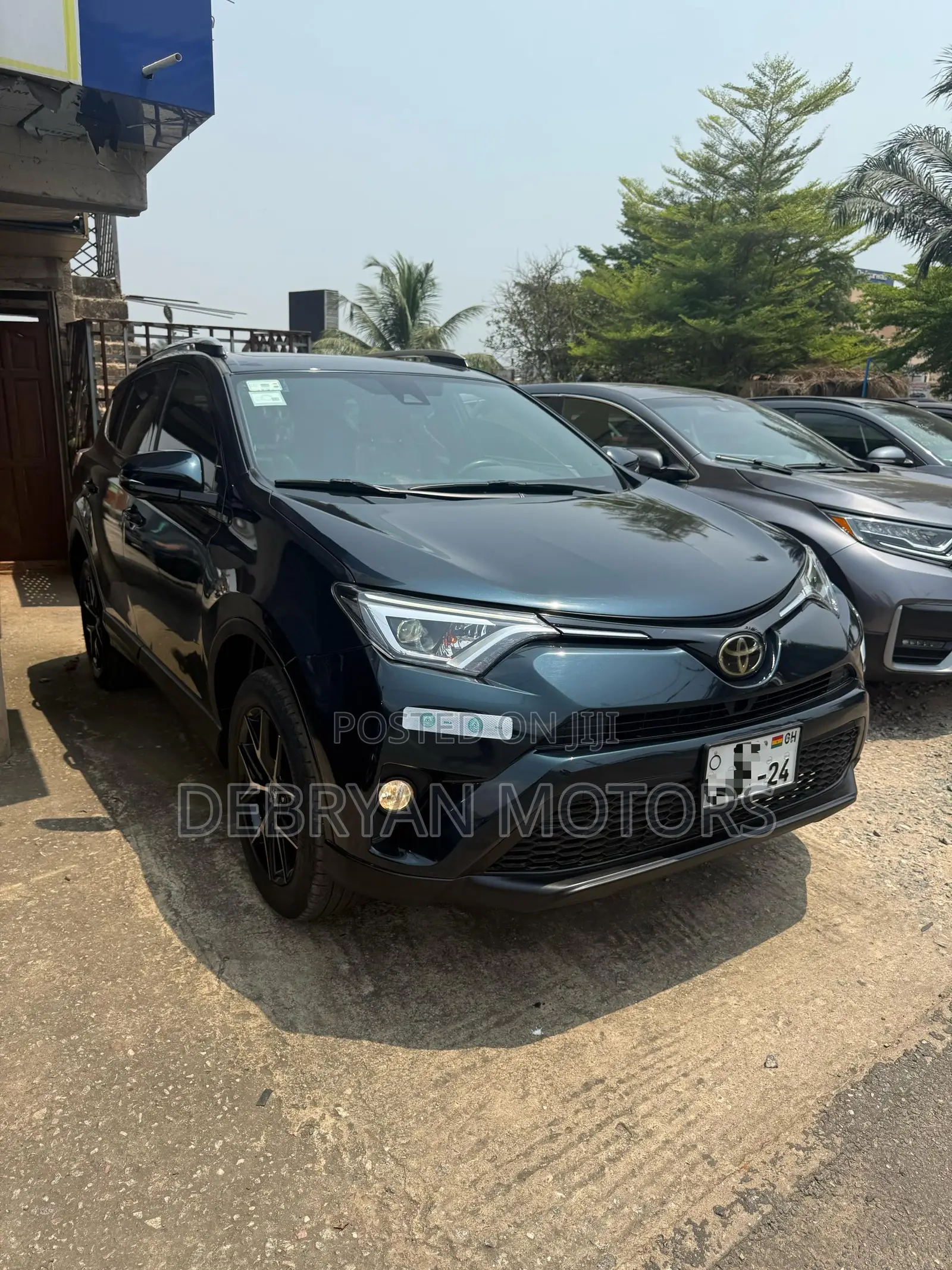 Toyota RAV4 SE AWD (2.5L 4cyl 6A) 2017 Blue