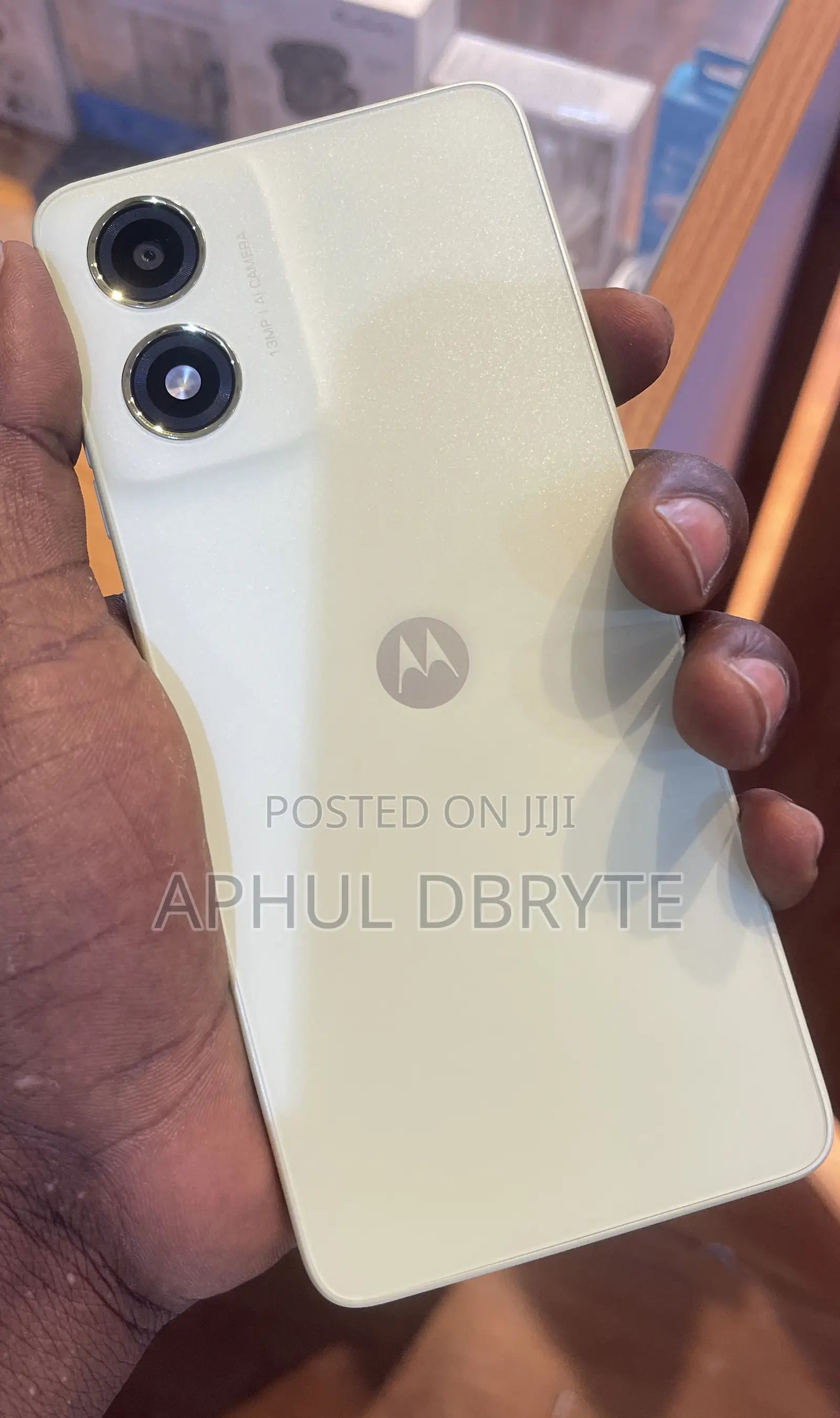 New Motorola Moto E13 64 GB