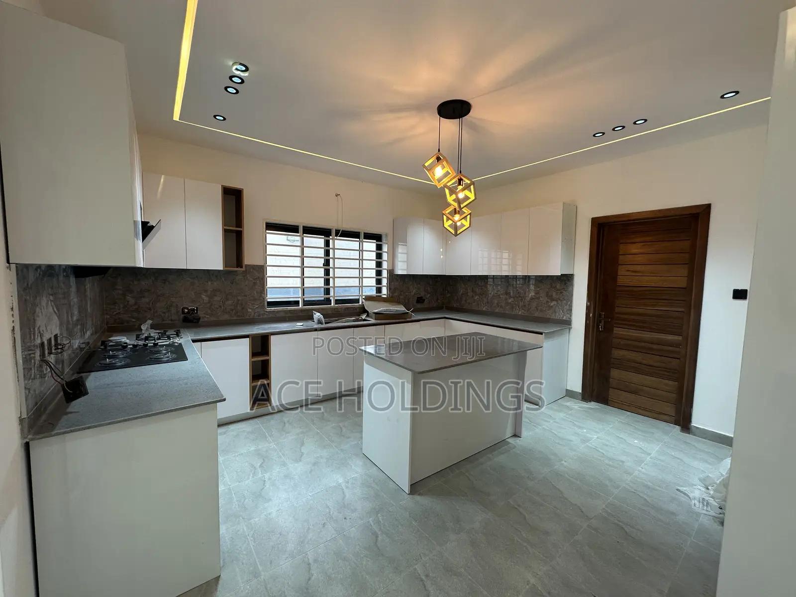 3bdrm House in Oyarifa for sale