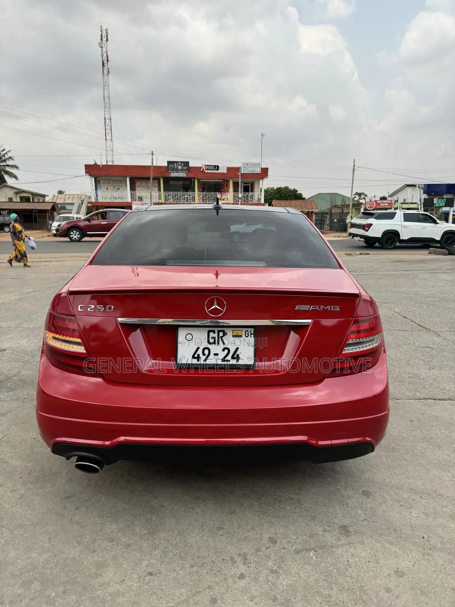 Mercedes-Benz C250 2014 Red