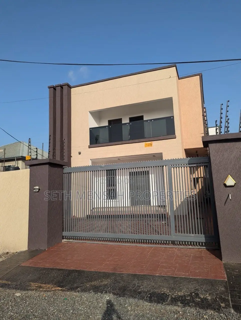 3bdrm House in Skm, Ashaley Botwe for sale