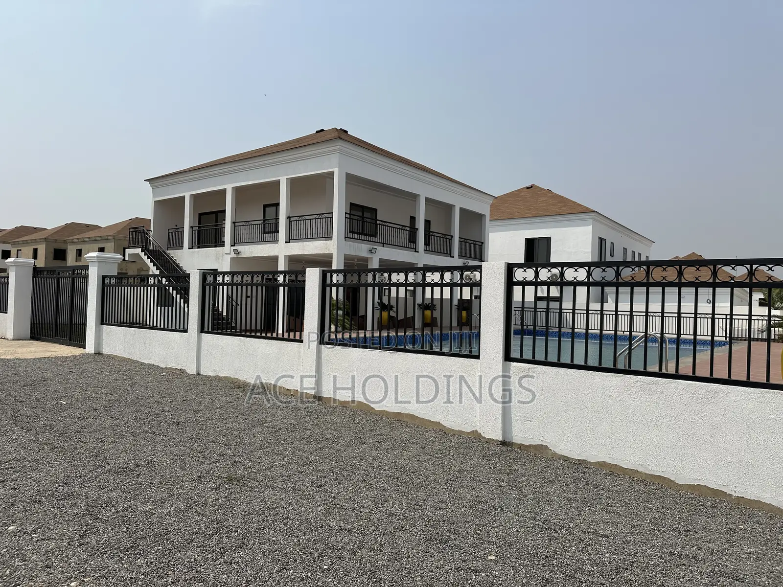 3bdrm House in Avaition, Ashaley Botwe for sale