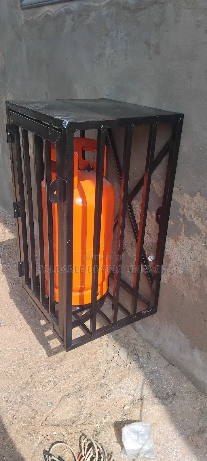 Swinging Door Gas Cylinder Cage