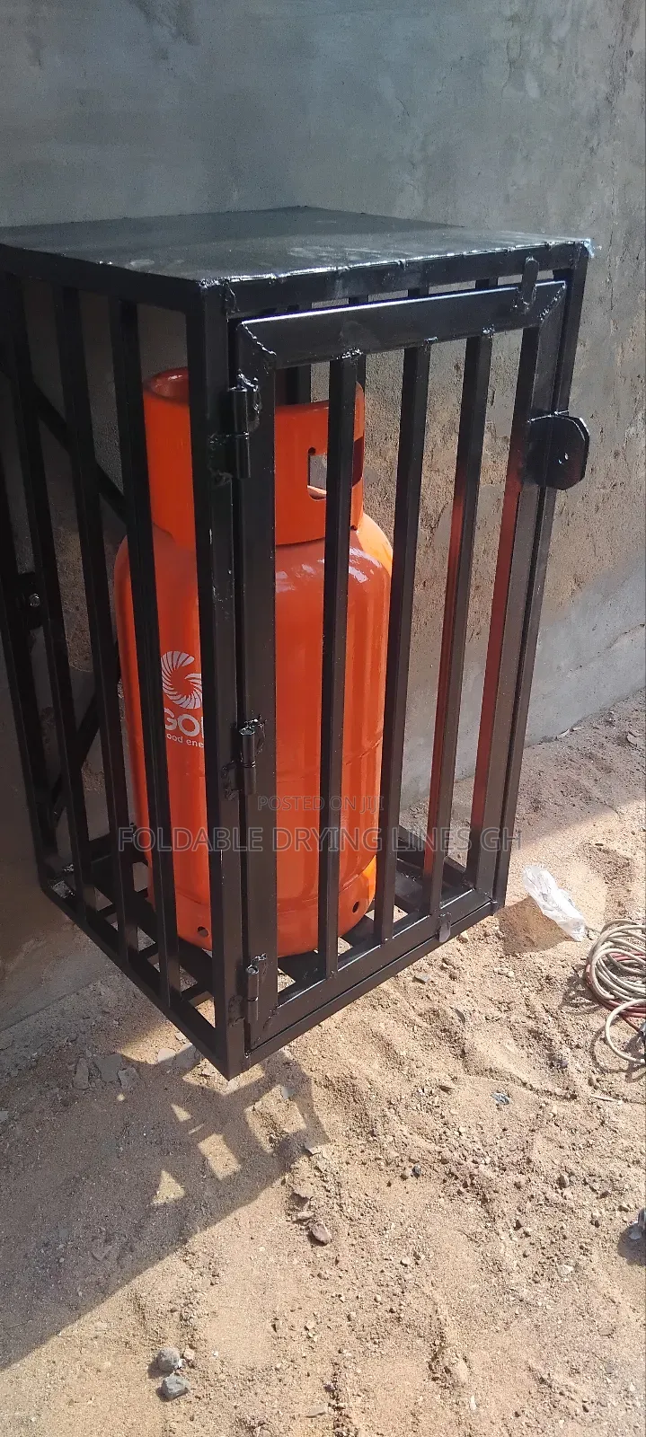 Swinging Door Gas Cylinder Cage