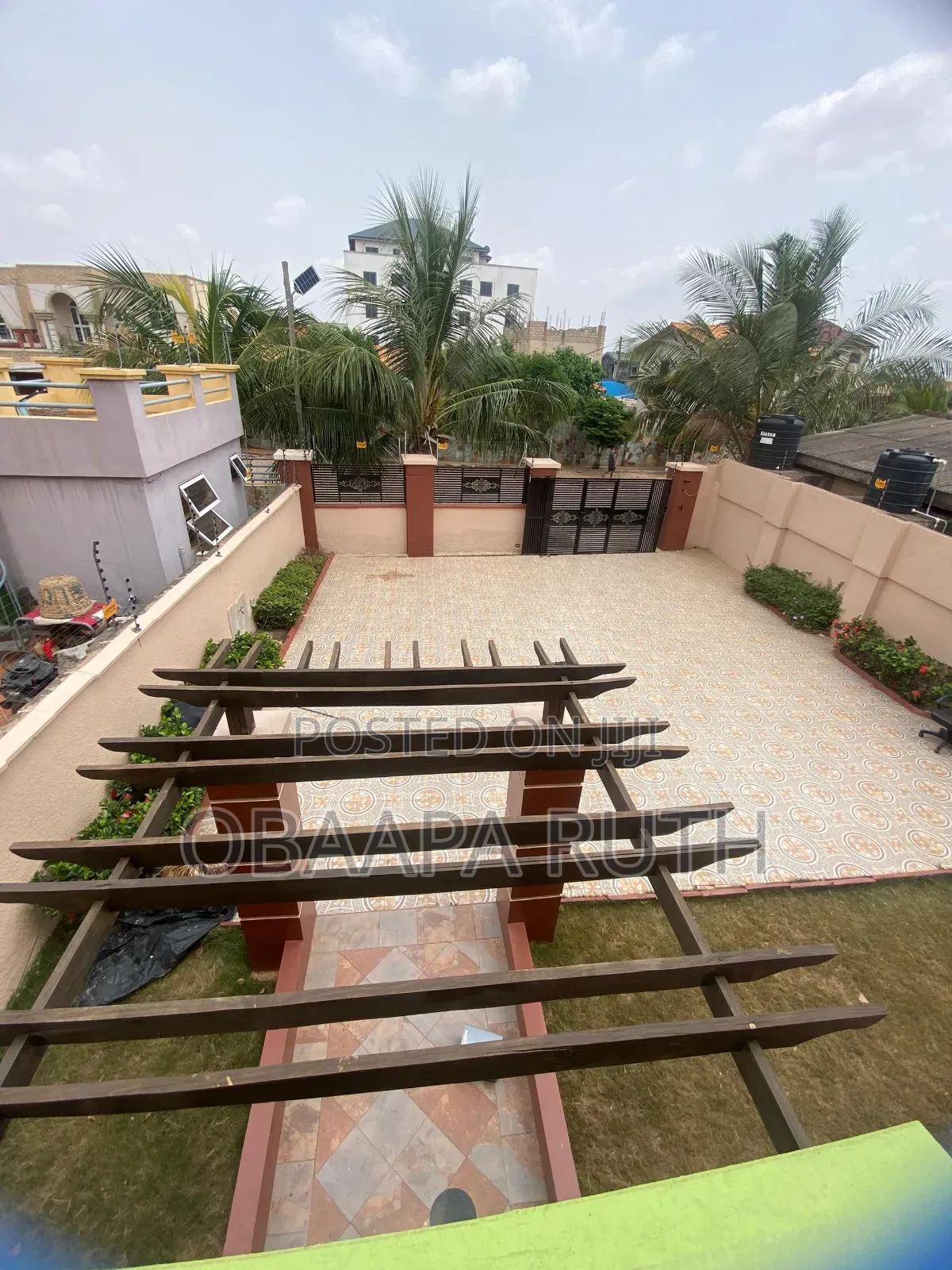 4bdrm Duplex in North Legon for rent