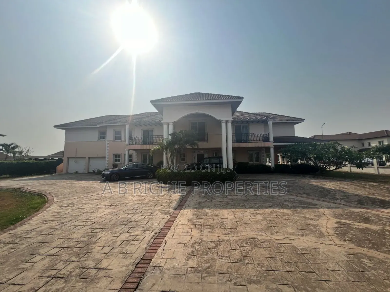5bdrm Mansion in Ab Richie Properties, East Legon for sale
