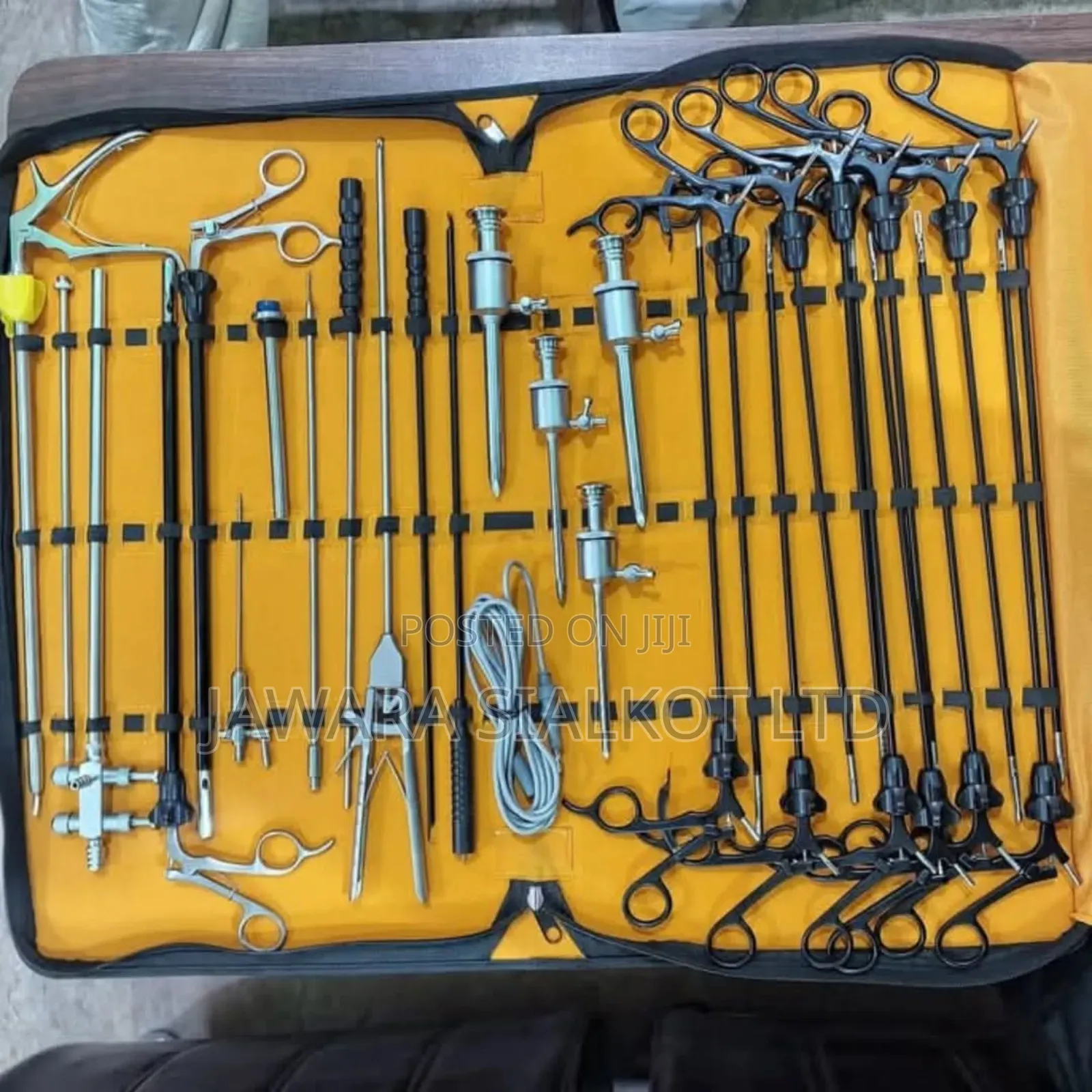 Laparoscopic Hand Tools Kit
Reusable and Autoclavable