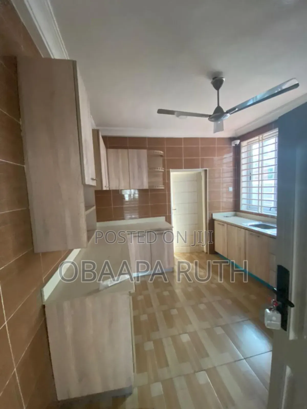4bdrm House in Lakeside for rent