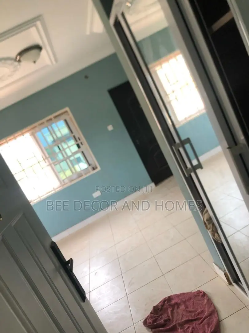 Mini Flat in Bee Decor & Homes, Oyarifa for sale