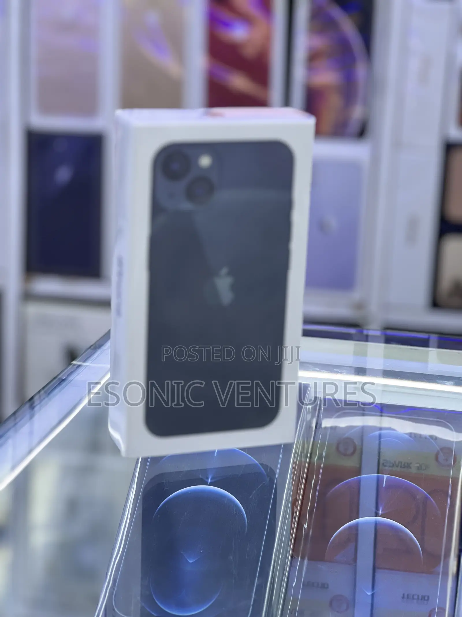 New Apple iPhone 13 128 GB Black