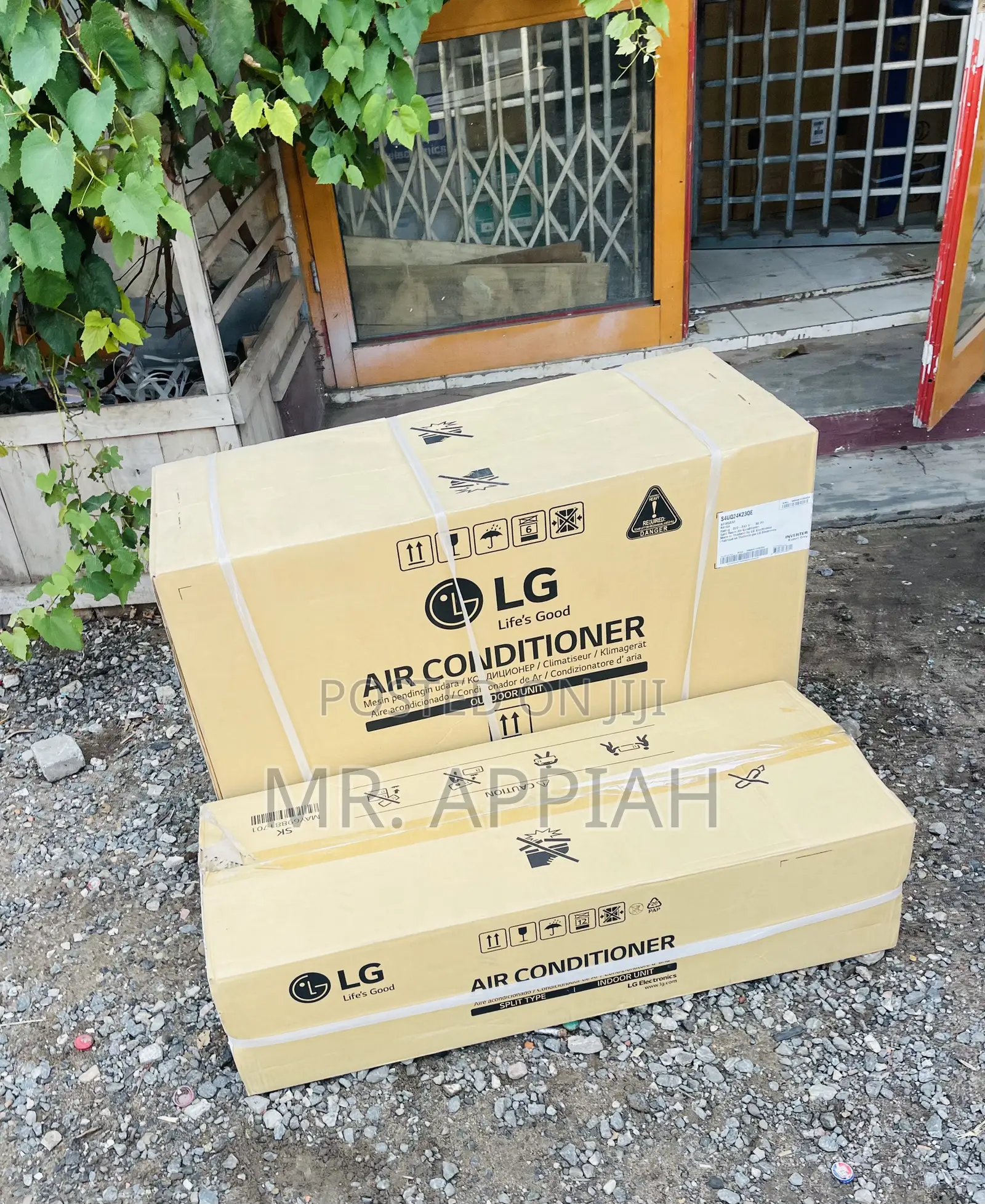 Power Saving LG 2.0hp Split Air Conditioner(White).