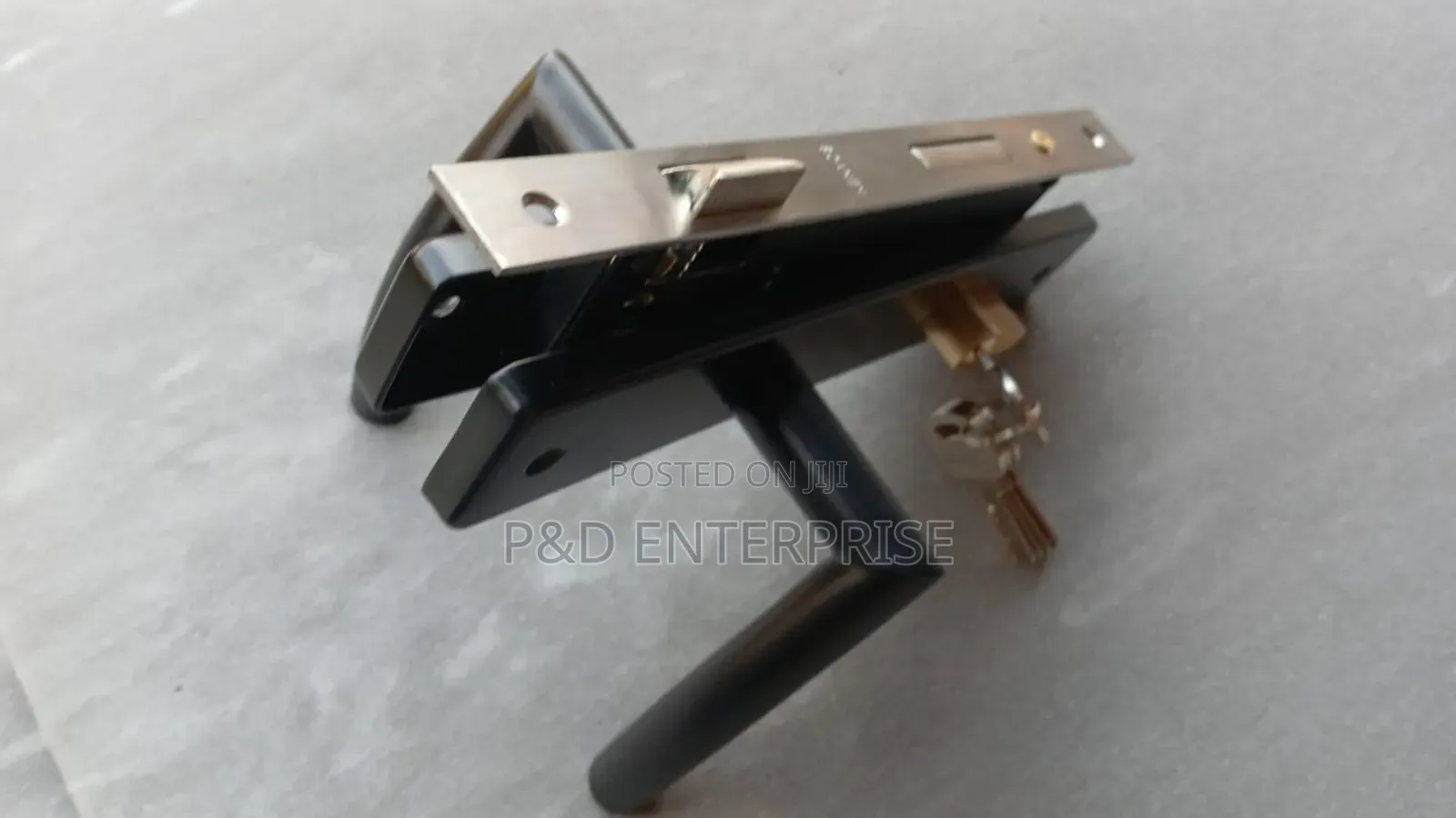 Quality Wooden Door Lock With Black Handle