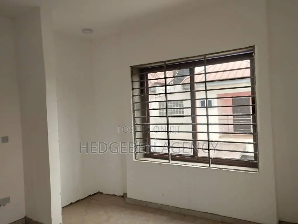 2bdrm Apartment in Adenta for rent