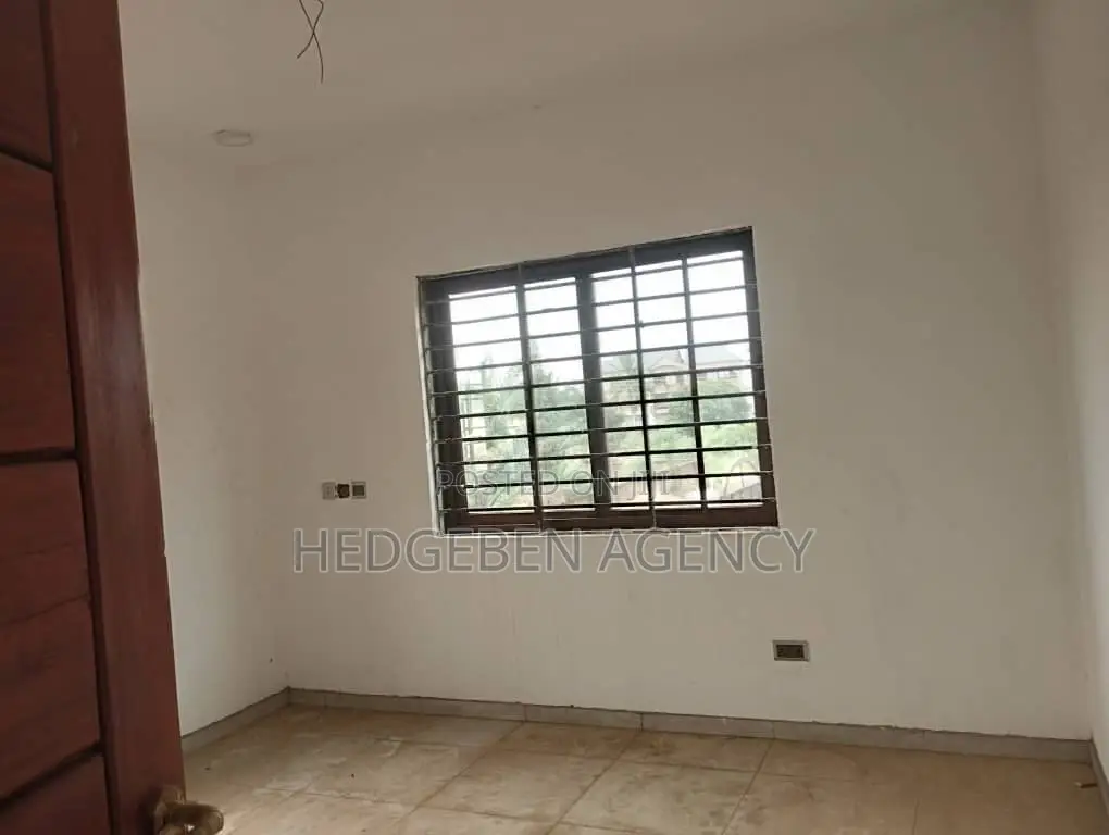 2bdrm Apartment in Adenta for rent