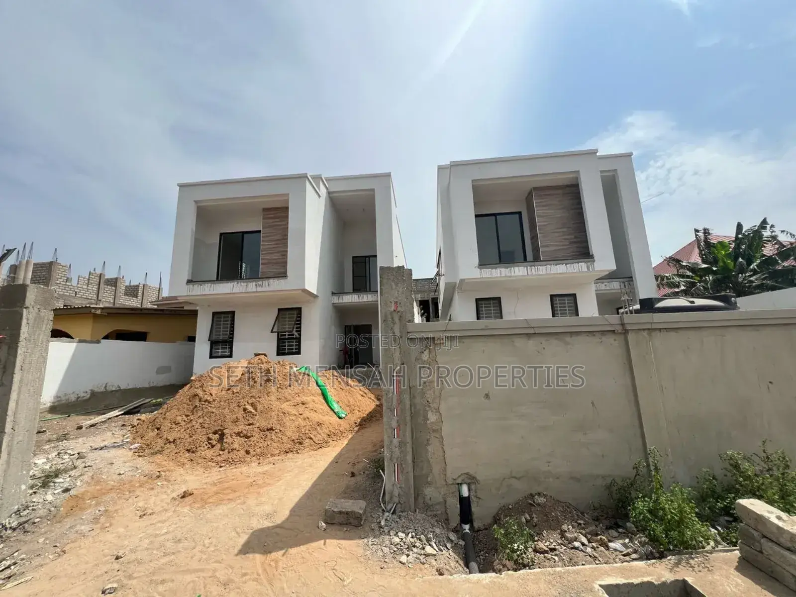 4bdrm House in Sakumono Estate for sale