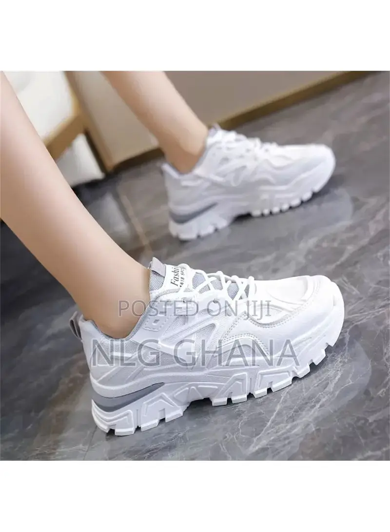 Breathable Comfort Sports Casual Shoes Woven Running Adx110
