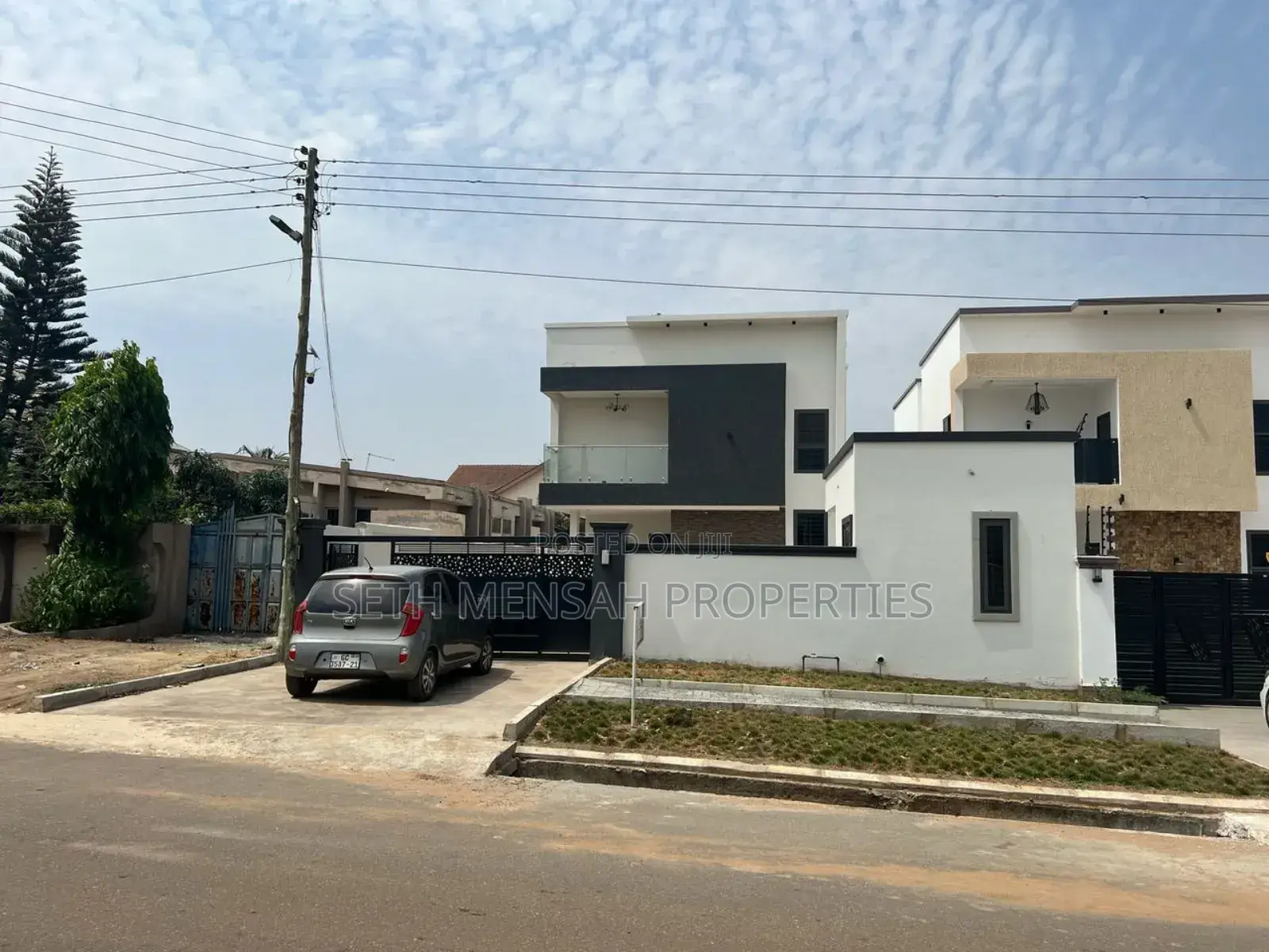 5bdrm House in Sakumono Estate for sale