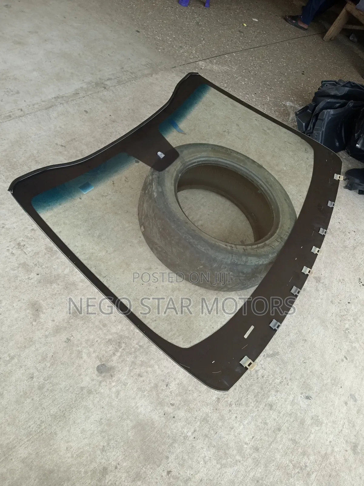 Kia Sorento 2017 Front Windscreen Normal Type
