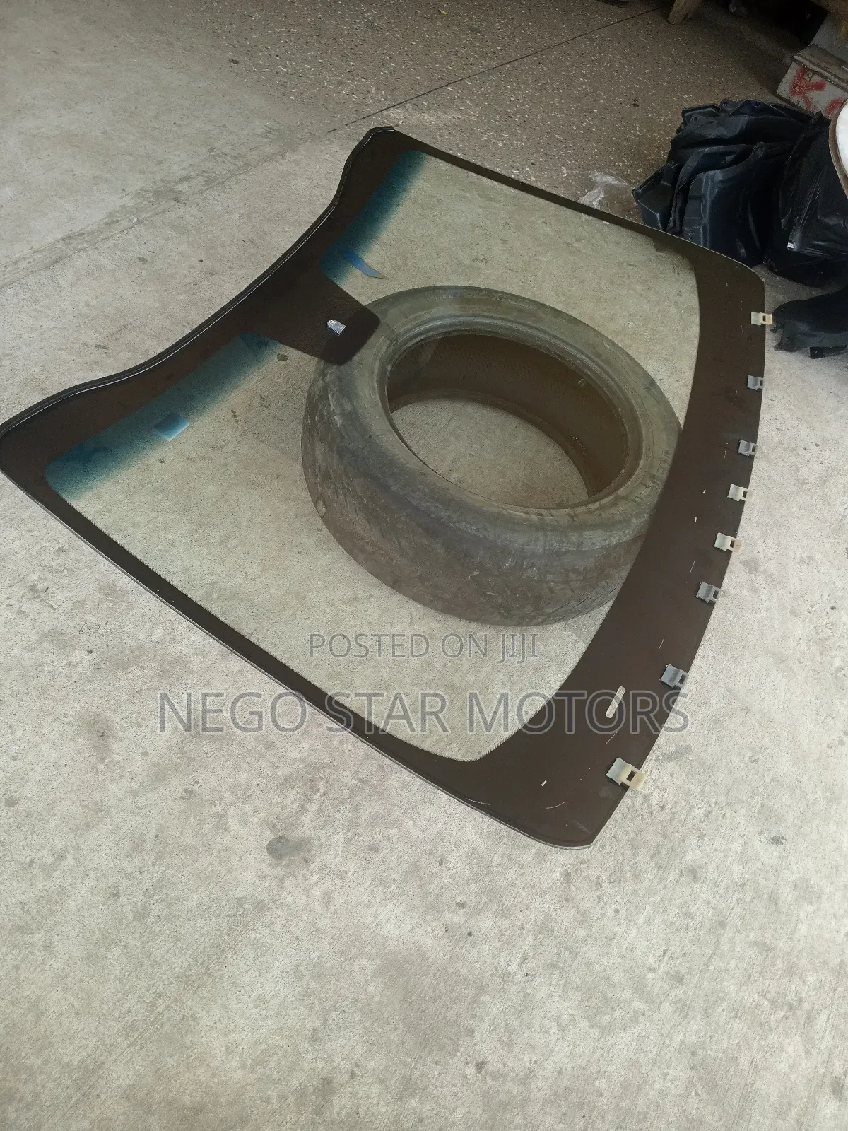 Kia Sorento 2017 Front Windscreen Normal Type