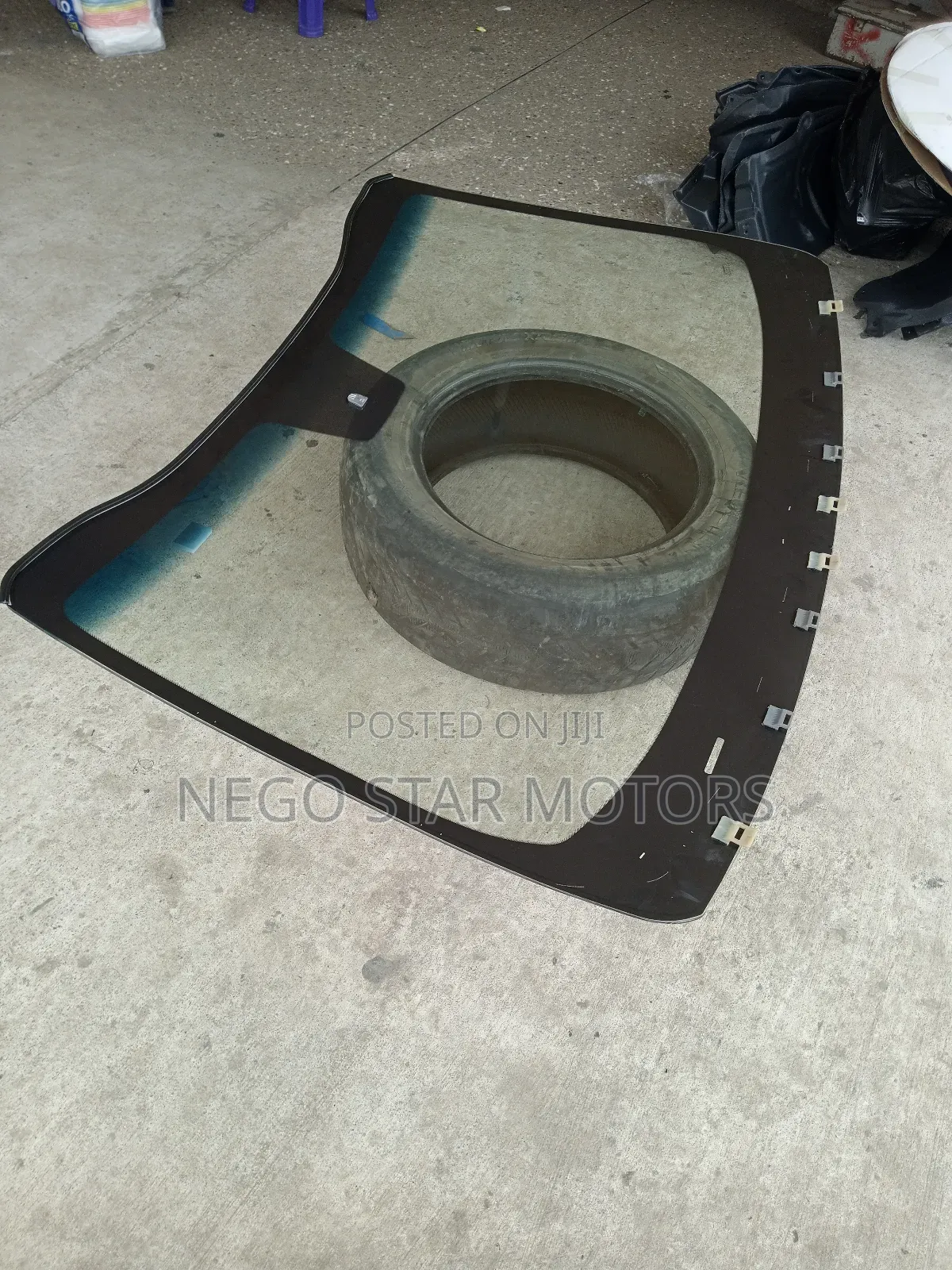 Kia Sorento 2017 Front Windscreen Normal Type