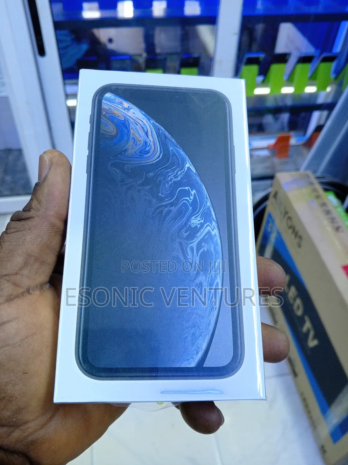 New Apple iPhone XR 64 GB Black