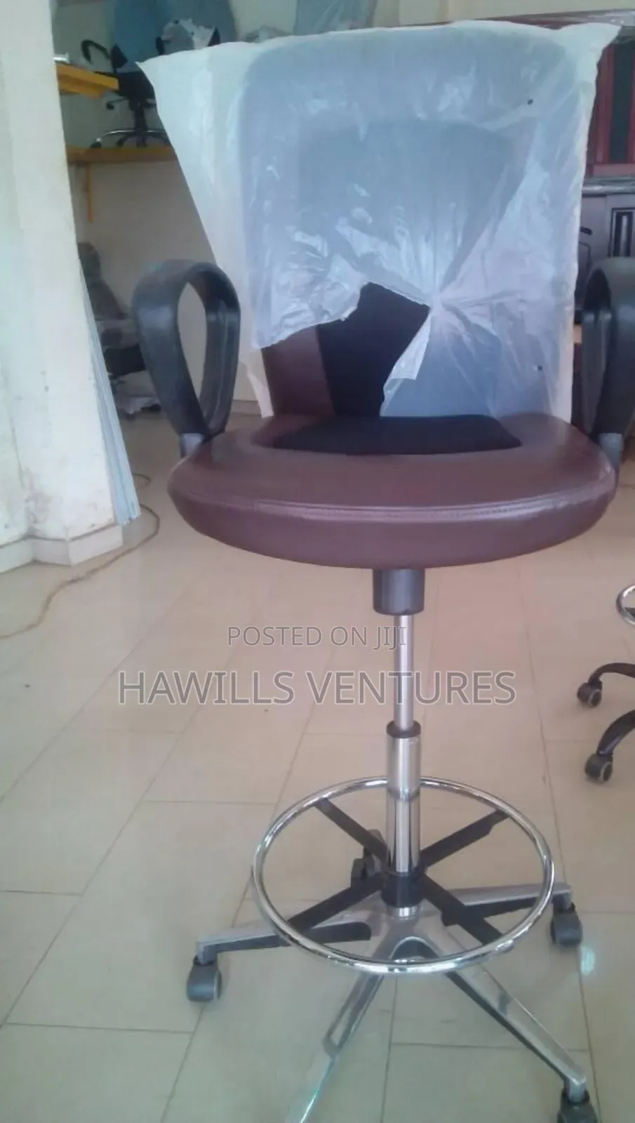 Lab Counter Chair