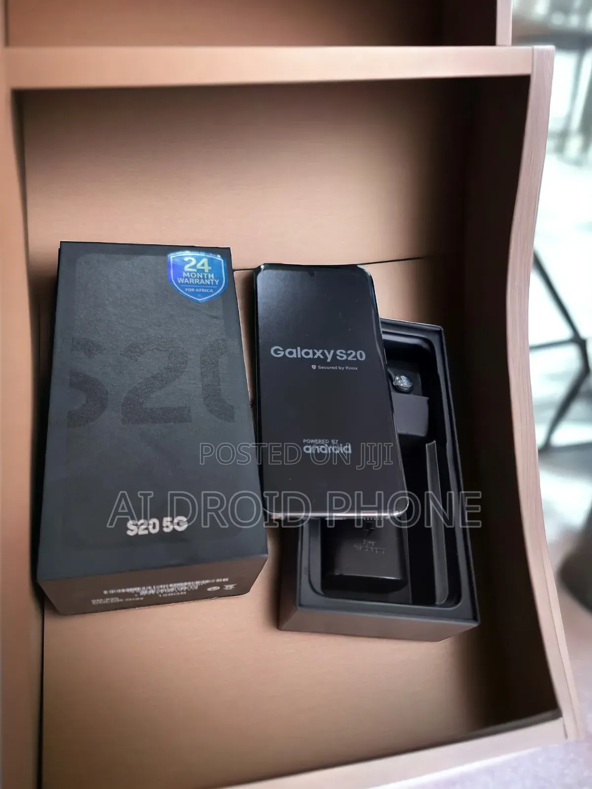 New Samsung Galaxy S20 128 GB White