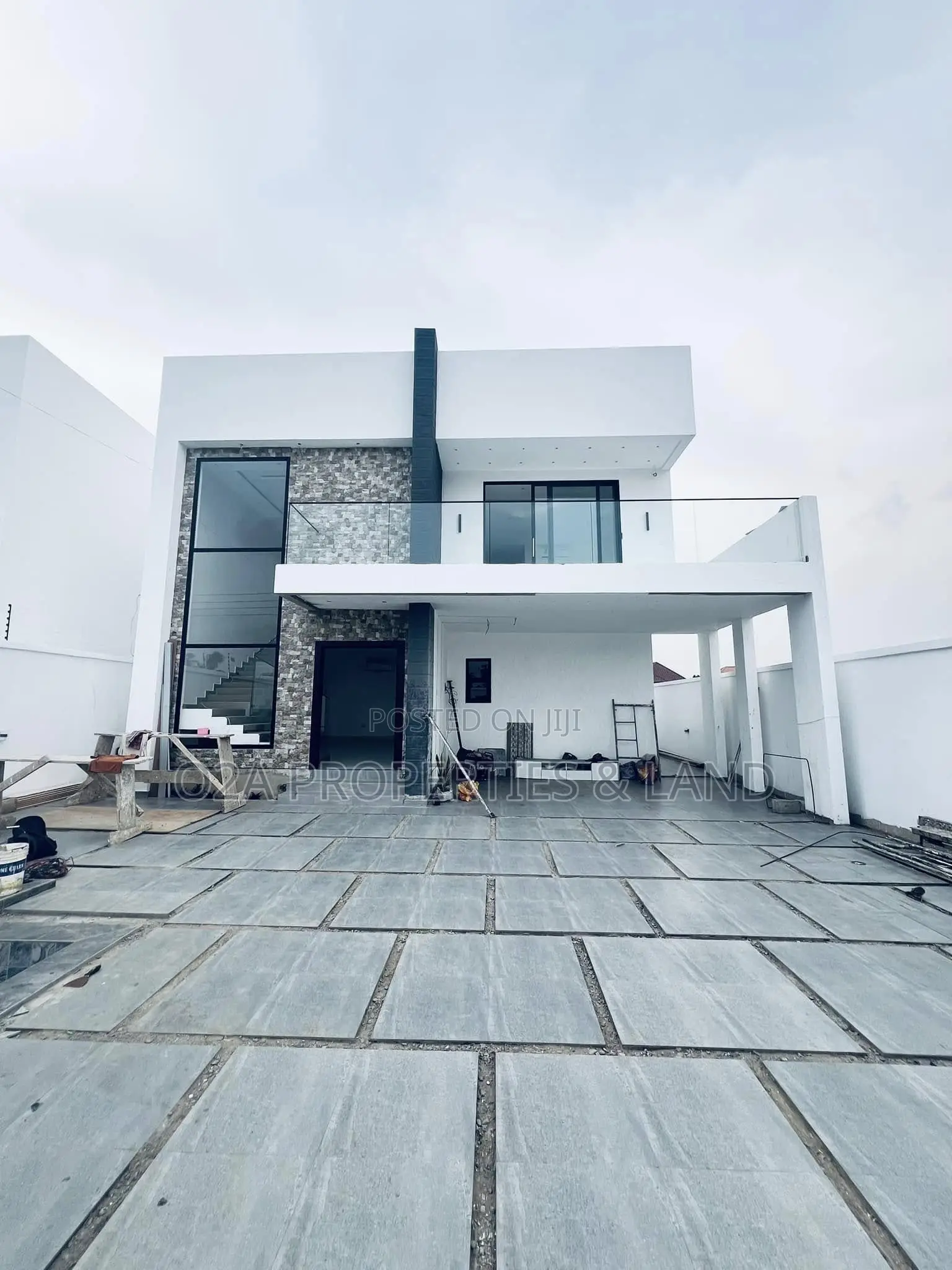 4bdrm House in Ashaley Botwe, for sale