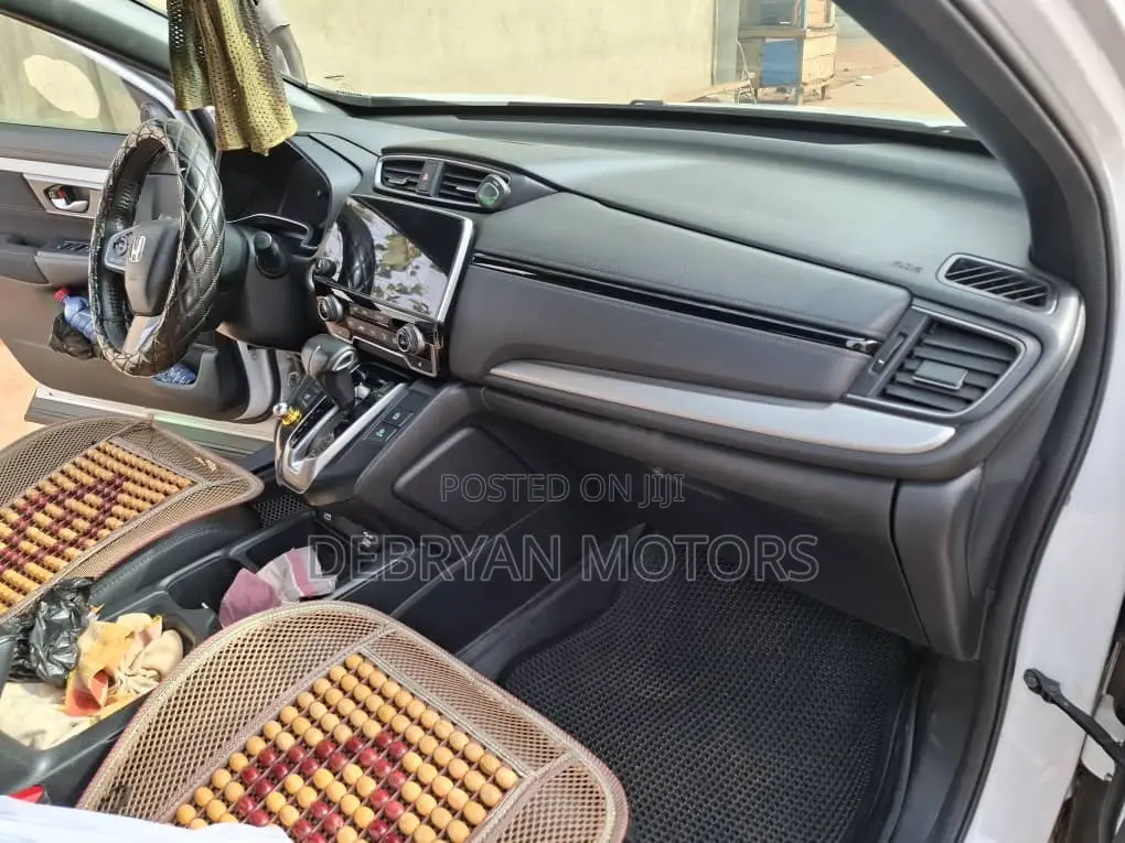 Honda CR-V 2022 White
