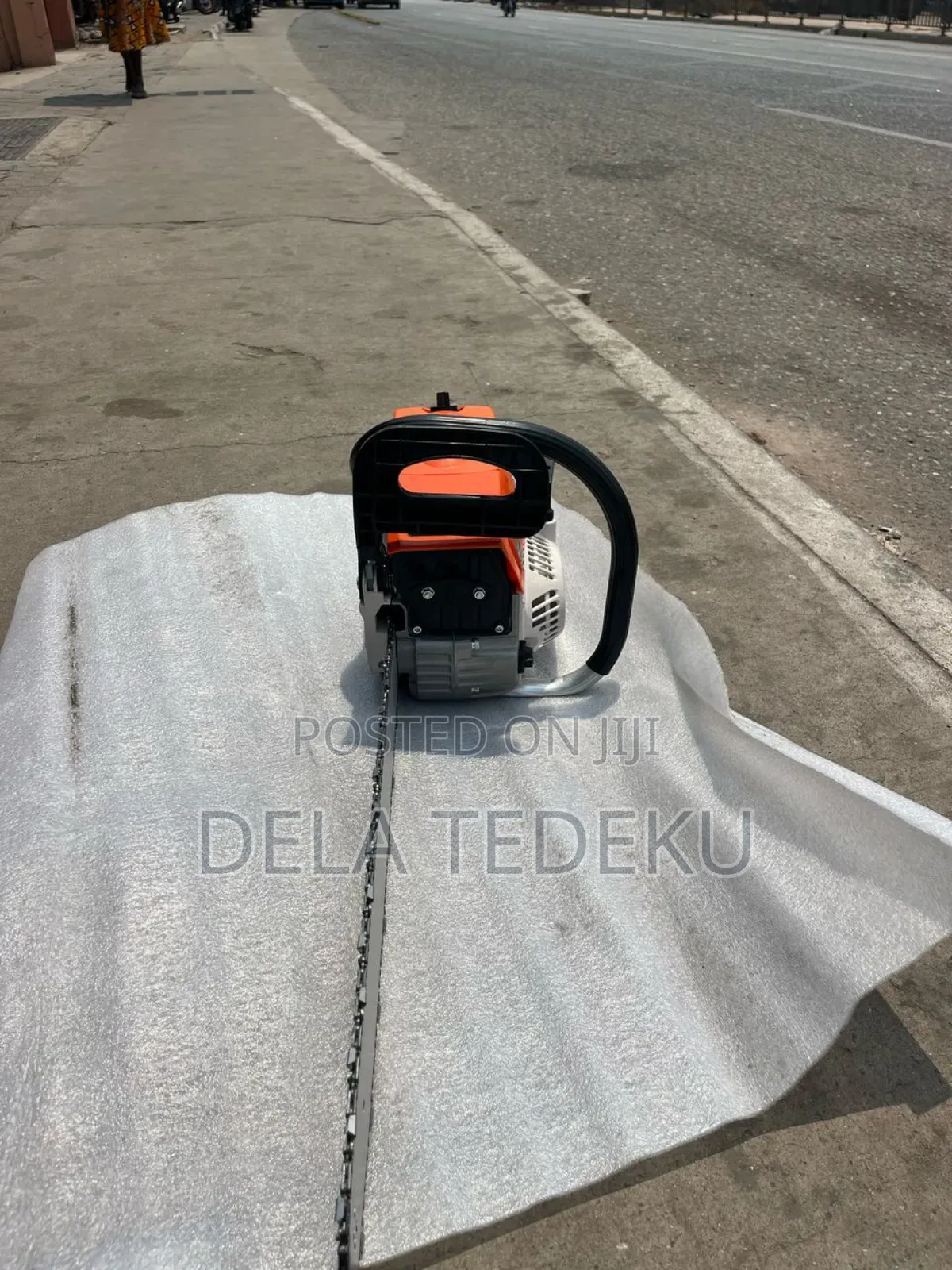 Engine Chainsaw 20 Inches Blade/ at Caprice Bus Stop